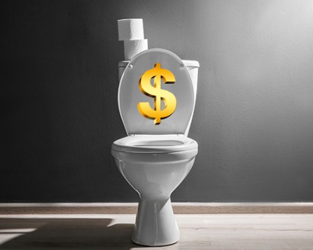 Как да превърнете 00 в кеш: Тоалетна плаща пари на този, който я ползва