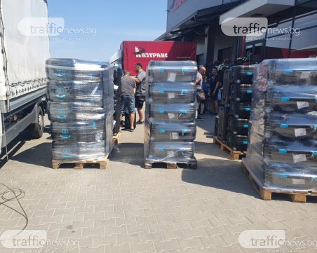 934 машини за гласуване пристигнаха в Пловдив под засилена полицейска охрана