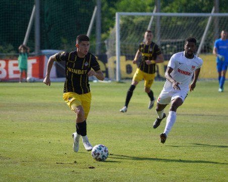 Ботев загуби от Царско село в контрола