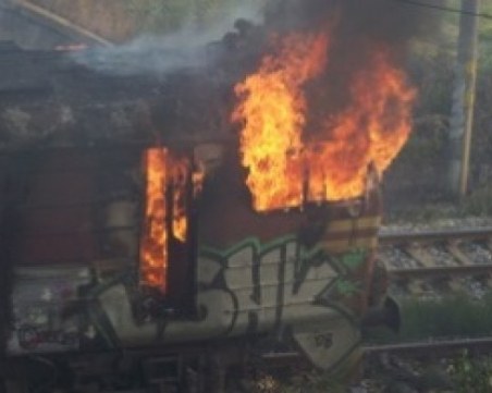 Товарен влак се е подпалил на гара Елисейна