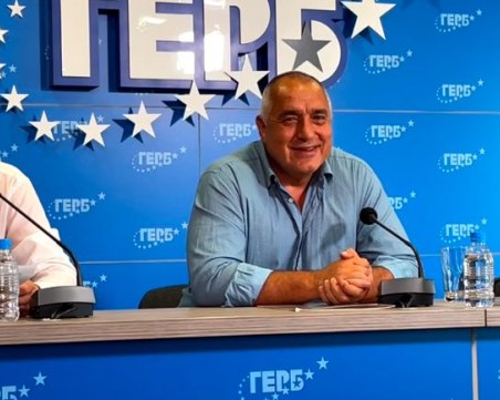 Бойко Борисов: Българин и северномакедонец в орбита? Ето така започват Междузвездни войни