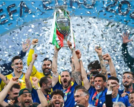 Италия подгони лидерите Испания и Германия по брой европейски титли