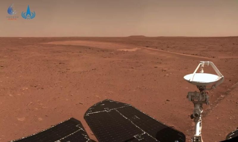 Показаха нови снимки от Марс
