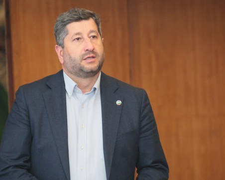 Христо Иванов: Не може да заменим джипката с кабеларката, предложението на ИТН е шокиращо