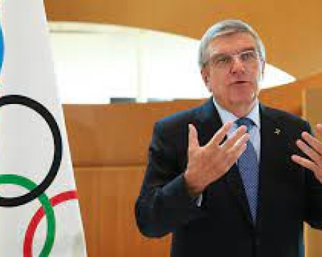Президентът на МОК обърка японците с китайци