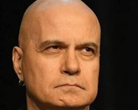 Слави Трифонов срещу критиките: Съжалявам, че трябва да ви разочаровам- няма порции!