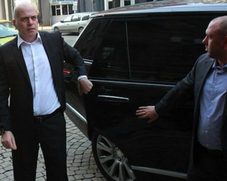 За Слави няма да има трето полувреме, не трябва да дава топката на юпитата на злополучния цар