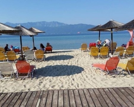 Гърция очаква пика на Делта вълната през август – прогнозите са за 10 000 заразени на ден