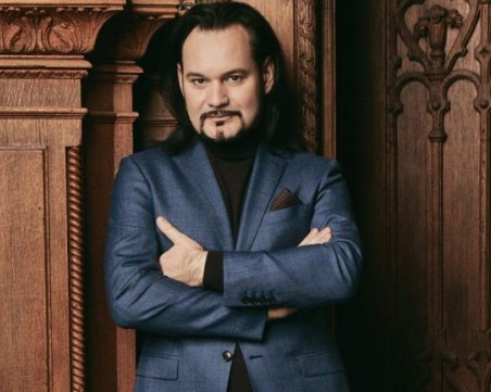 Почина солистът на 