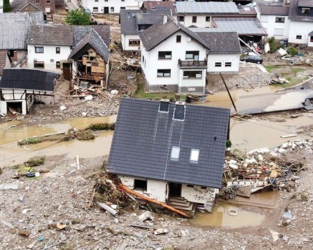Няма пострадали българи при наводненията в Германия! Над 90 са вече жервтите