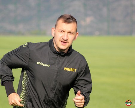 Официално: Неделев преподписа с Ботев