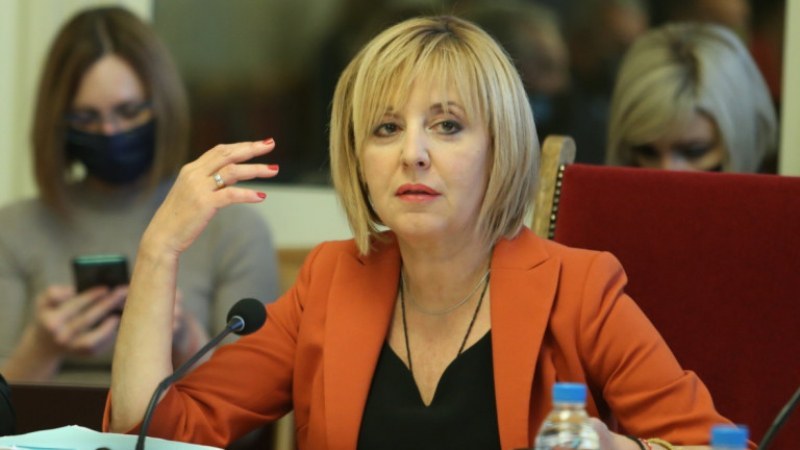 Мая Манолова: Подкрепята усилията за постигане на консенсус около правителство