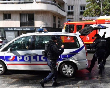 Във Франция разследват продажба на фалшиви ковид сертификати