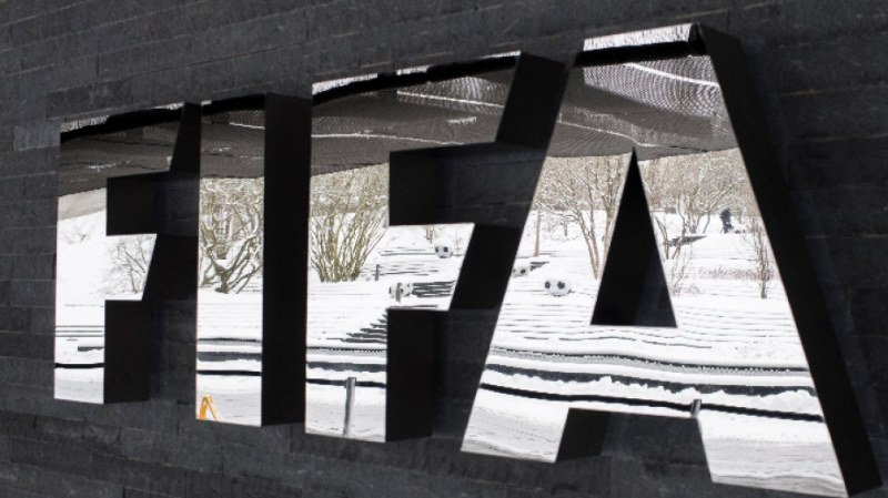 ФИФА изпробва радикални промени на футболните правила