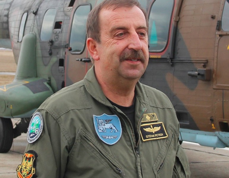 Почина бригаден генерал Стефан Петров от 24-та авиационна база Крумово