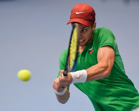 Младата тенис надежда Адриан Андреев с успех 6:0, 6:0