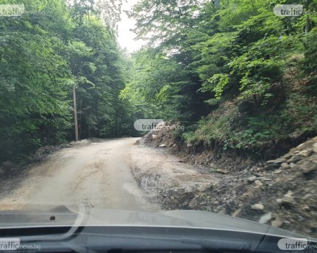 Областна управа: Няма да се спират големите проекти в Пловдивско