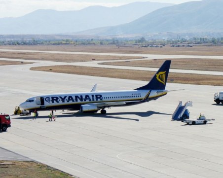 След приемане на новите мерки: Под карантина са 106 пристигнали от Англия на летище Пловдив