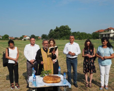 Започна строителството на многофункционална спортна зала в Рогош