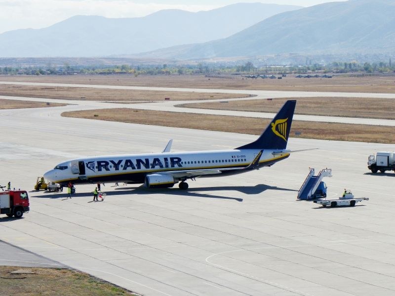 След приемане на новите мерки: Под карантина са 106 пристигнали от Англия на летище Пловдив