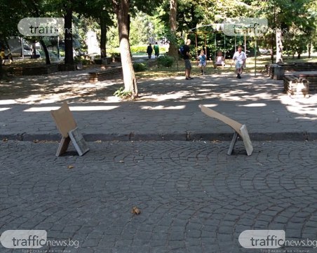 Креативността в битката за паркомясто достигна нови висоти в Пловдив