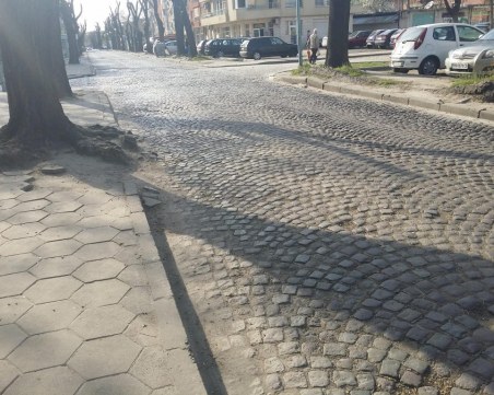 Внимание! Затварят част от улица 