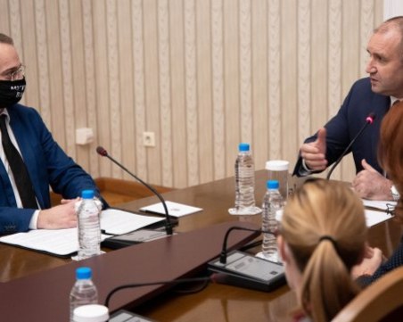 Президентът започва консултации с партиите от днес, от ИТН търсят подкрепа