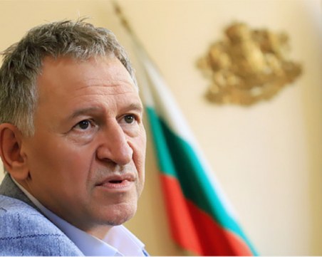 Д-р Стойчо Кацаров: Не съм спокоен от следваща вълна заради лошото състояние на здравната система