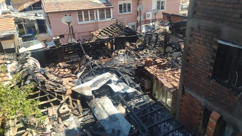 27 пожара възникнаха за ден в Пловдивско, газова бутилка предизвикала огъня в Шекера