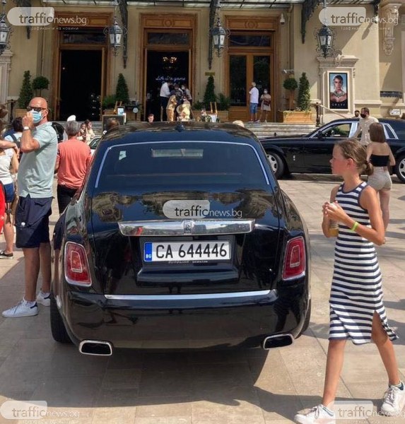 Ролс-ройс със софийска регистрация паркира пред казино в Монако