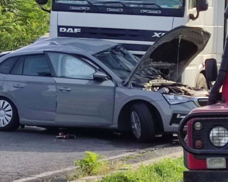 Две жени загинаха в тежка катастрофа в Русе