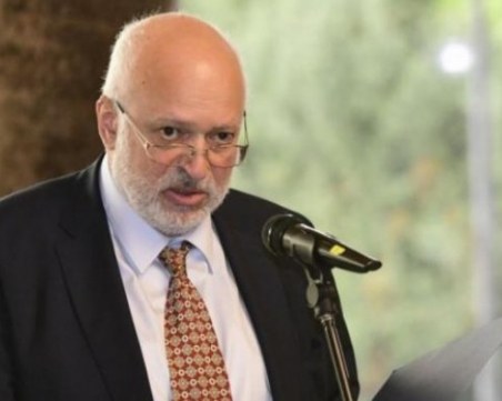 Велислав Минеков получил покана от 