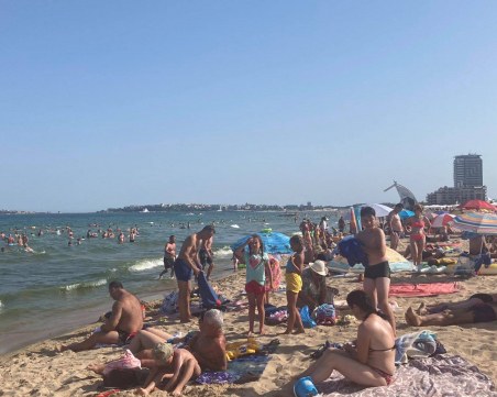 Екстремни температури утре! Пловдив и още 20 области са с оранжев код за опасни горещини