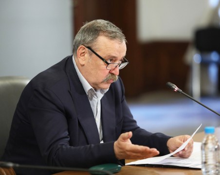Кантарджиев: Откакто Кацаров е министър, ваксинираните постоянно намаляват