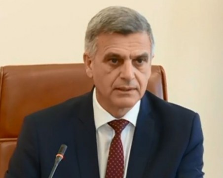 Служебният кабинет с извънредно заседание