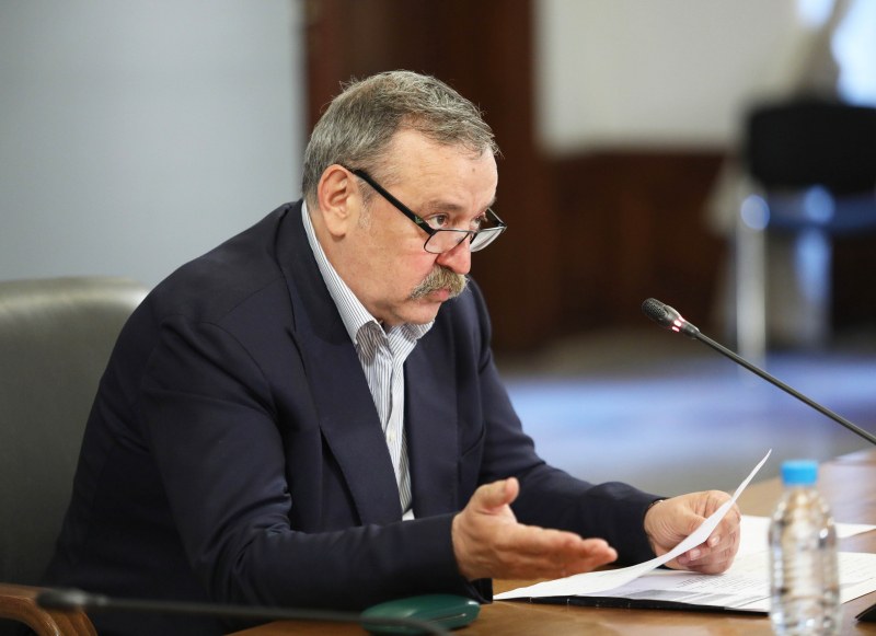 Кантарджиев: Откакто Кацаров е министър, ваксинираните постоянно намаляват