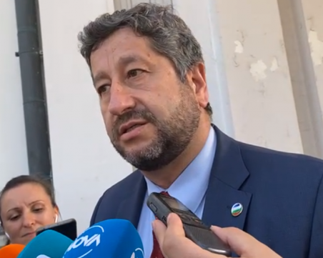 Христо Иванов: Малко е тъжно за страната цялата тази работа