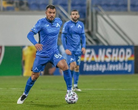 Левски загуби във Враца, Боби Цонев изпуска дузпа