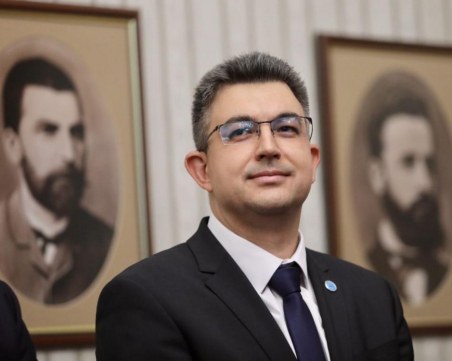 Психолог: Пламен Николов е човек, който обича да се хвали, изглежда повече по думите, а не по делата