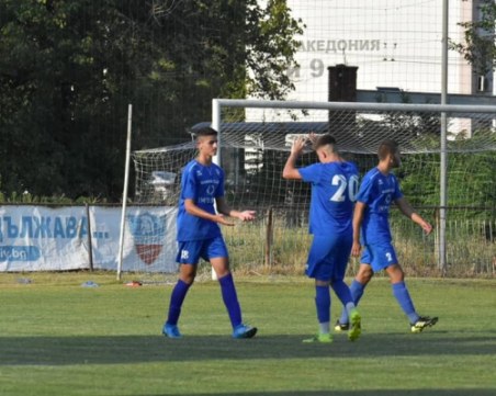 Спартак победи Брацигово в поредна контрола