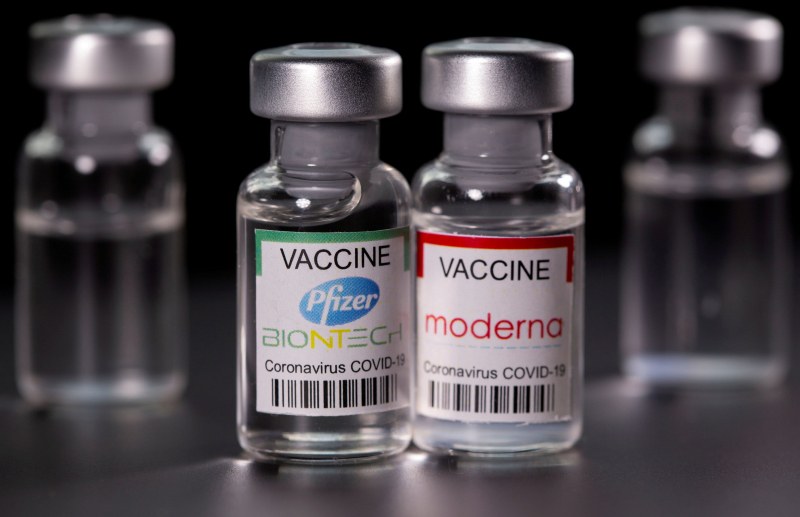 Пфайзер и Модерна вдигнаха цените на ваксините си с 20% за ЕС