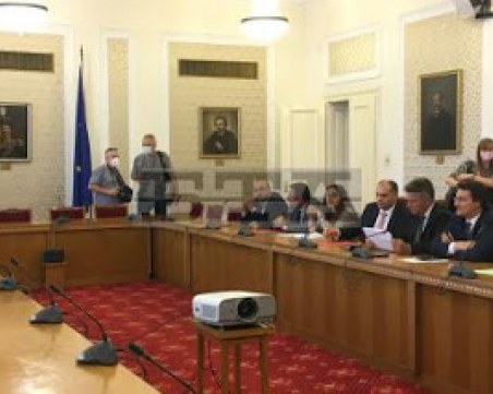 ИТН на срещи с парламентарните групи