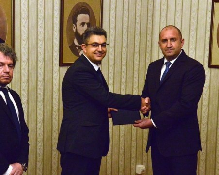 Кои се спрягат за министри от  партията на Слави Трифонов