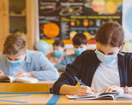 Нов предмет в училище: Децата ще се учат на хигиена и сексуална култура