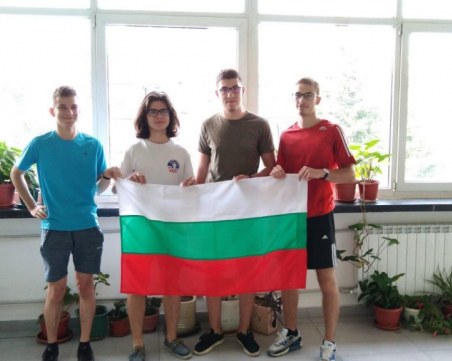 Възпитаник на МГ-Пловдив спечели сребро на Международната олимпиада по химия