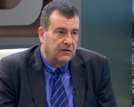 Димитър Петров: До дни влизаме  в оранжевата зона, в курортите никой не спазва мерките