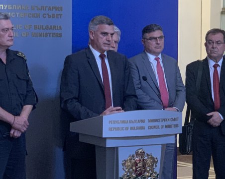 Янев: Спираме всички дейности по почистване на земеделски земи