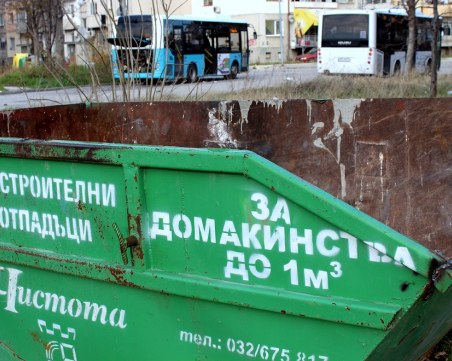 Поставят контейнери за строителни отпадъци на 3 места в район 