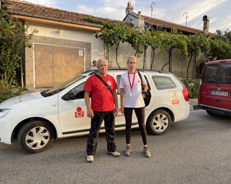 Психолози на БЧК-Пловдив работят с хора в Старосел