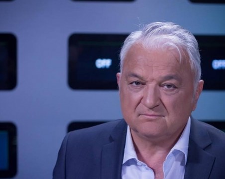 Сашо Диков с безпощадна критика към Слави: Самоубиваш се, събуди се!